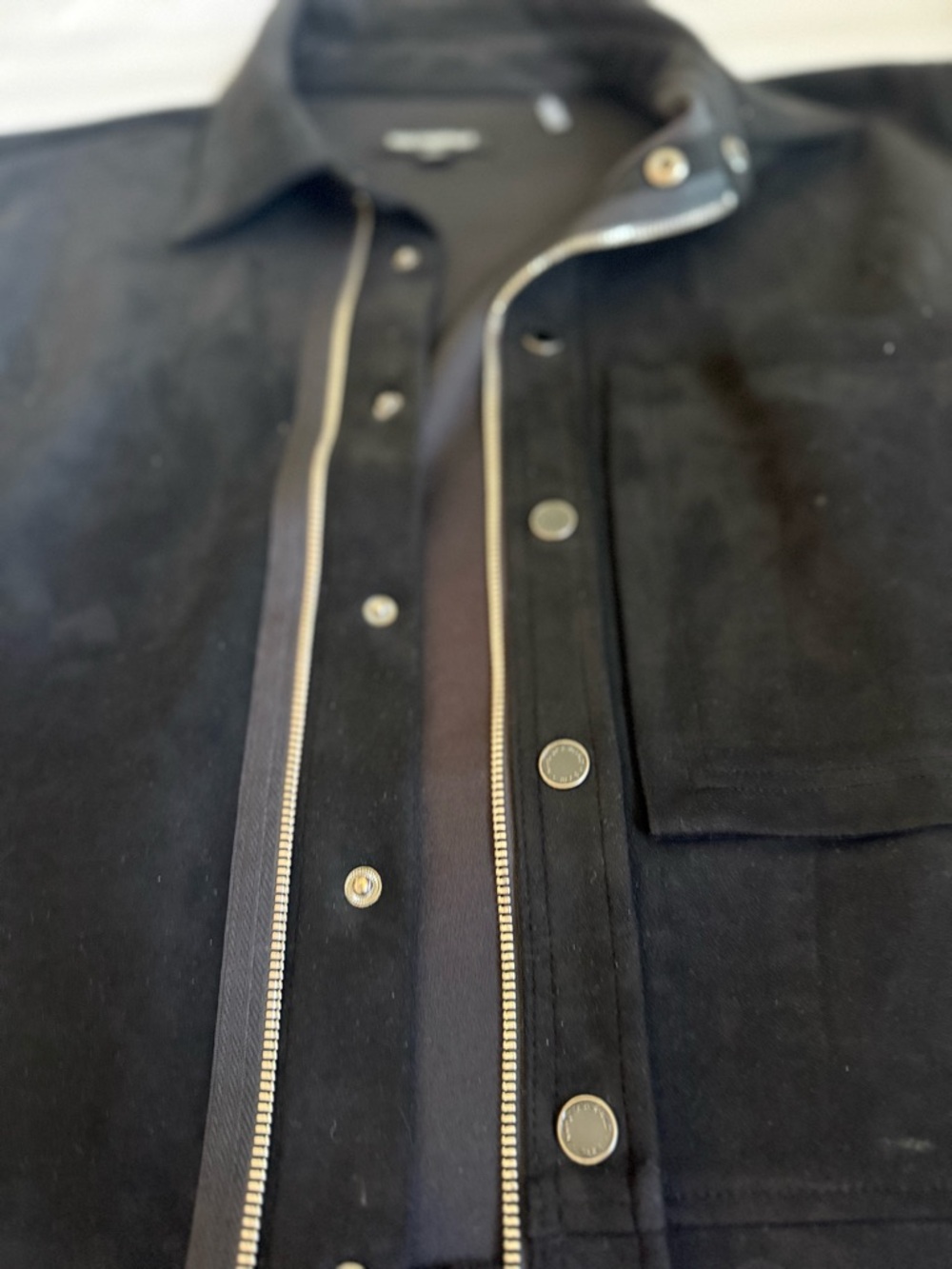 Karl Lagerfeld Black Faux Suede Snap-Front & Zipper Shirt/Light Jacket Men's M - Picture 2 of 11
